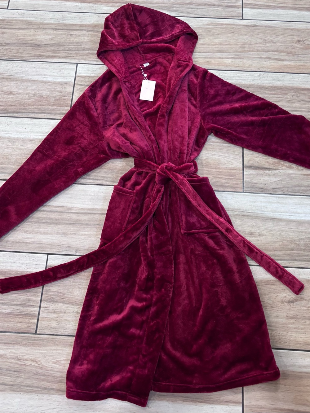 Plush Hooded Bathrobe with Tie Belt - Wine